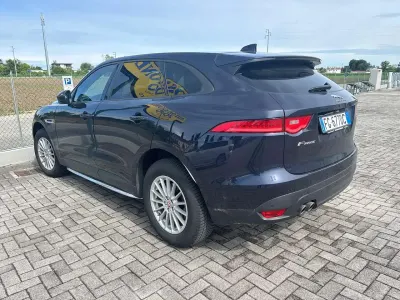 Begagnad Jaguar F-Pace