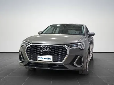Usata Audi Q3 Sportback S-Line 150 CV (110 kW) 2022 Grigio SUV