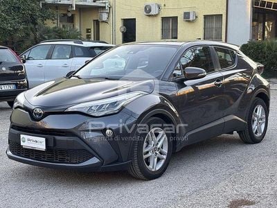 Usata Toyota C-HR Active 122 CV (89 kW) 2023 Grigio SUV