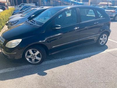 Usata Mercedes B180 2008 Nero Monovolume