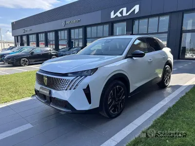 Usata Peugeot 3008 Allure 145 CV (106 kW) 2026 Bianco SUV