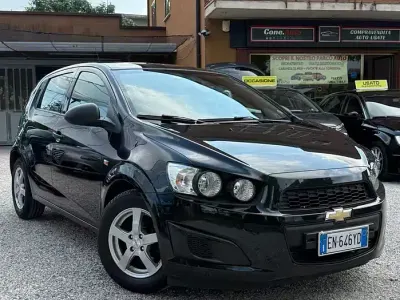 Usata Chevrolet Aveo LS 69 CV (50 kW) 2012 Nero Berlina
