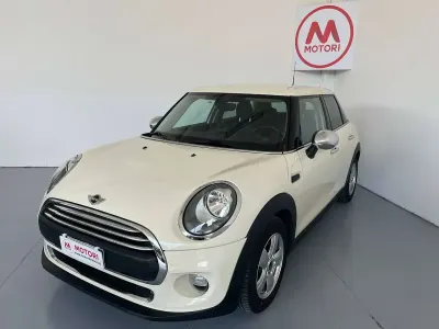 Usata Mini ONE 102 CV (75 kW) 2015 Beige Utilitaria