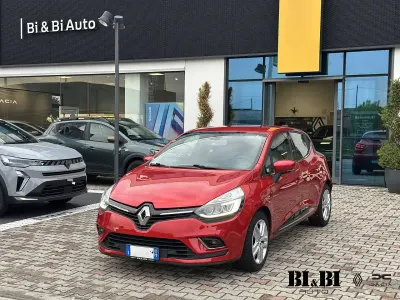 Usata Renault Clio IV Intens 90 CV (66 kW) 2017 Rosso Berlina