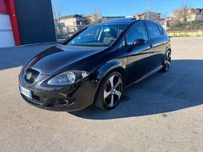 Usata Seat Leon 122 CV (89 kW) 2008 Nero Utilitaria
