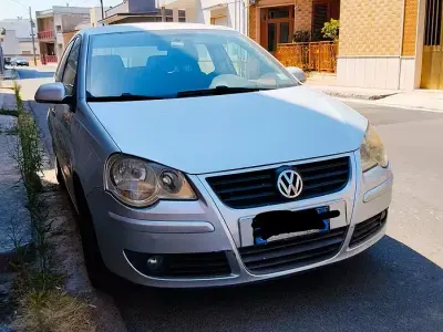 Usata VW Polo 80 CV (58 kW) 2006 Grigio Utilitaria