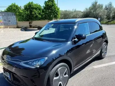Begagnad Smart #1 Edition #1 75 kW (102 HK) 2023 Svart SUV