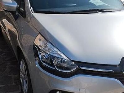 Usata Renault Clio IV 90 CV (66 kW) 2019 Grigio Berlina
