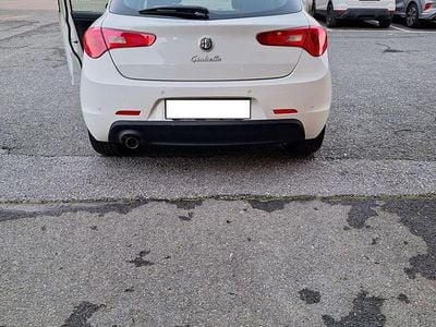 Usata Alfa Romeo Giulietta 106 CV (77 kW) 2013 Bianco Berlina