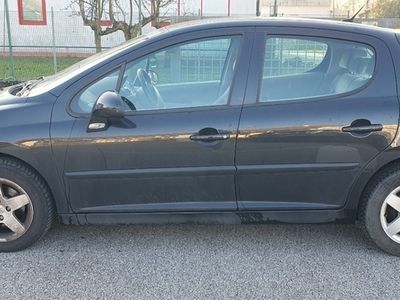 usata Peugeot 207 1.4 HDi 70CV 5p. XT