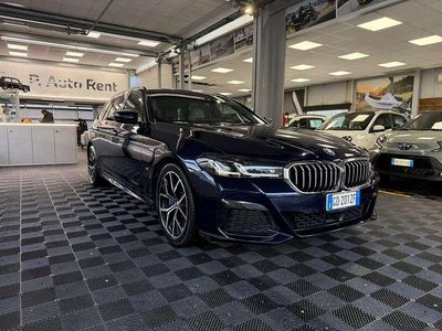 Usata BMW 520 M Sport 190 CV (139 kW) 2021 Blu/azzurro Station wagon
