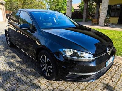 Używany VW Golf VII IQ Drive 116 KM (85 kW) 2019 Czarny Sedan/Limuzyna