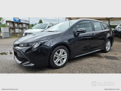 Usata Toyota Corolla Business Edition 98 CV (72 kW) 2022 Nero Station wagon