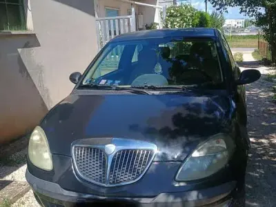 Usata Lancia Ypsilon 69 CV (50 kW) 2004 Utilitaria