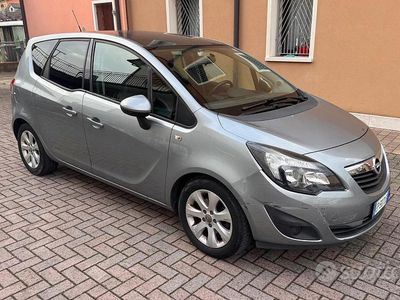 Occasion Opel Meriva 95 ch (69 kW) 2012 Gris Monospace