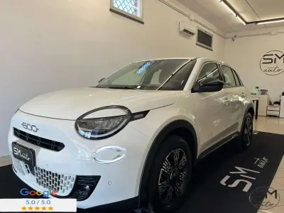 Usata Fiat 600 136 CV (100 kW) 2025 Marrone SUV