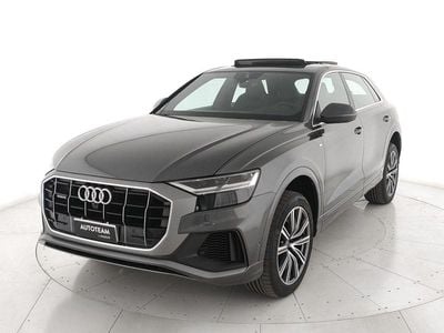 Usata Audi Q8 Sport 286 CV (210 kW) 2020 Grigio metall. SUV