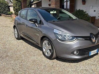 Usata Renault Clio IV 75 CV (55 kW) 2012 Grigio Berlina