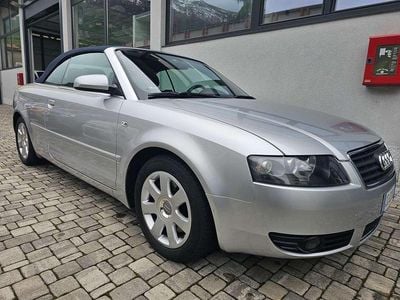 Usata Audi A4 Cabriolet 163 CV (119 kW) 2003 Argento Cabrio