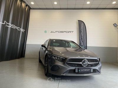 Usata Mercedes A200 Advanced 150 CV (110 kW) 2024 Grigio Berlina