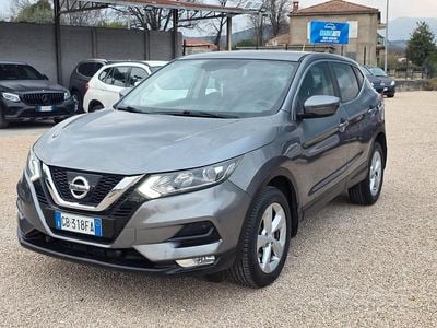 Usata Nissan Qashqai Tekna 110 CV (80 kW) 2017 Grigio SUV