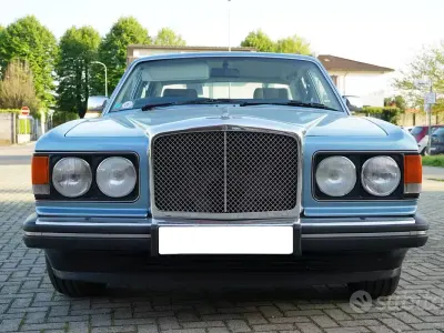 Usata Bentley Eight 222 CV (163 kW) 1987 Bluazzurro Berlina