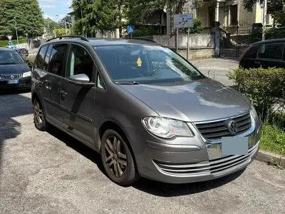 Usata VW Touran Trendline 140 CV (102 kW) 2010 Monovolume