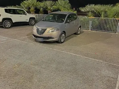 Usata Lancia Ypsilon 69 CV (50 kW) 2014 Utilitaria