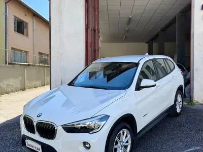 Usata BMW X1 150 CV (110 kW) 2016 Bianco SUV