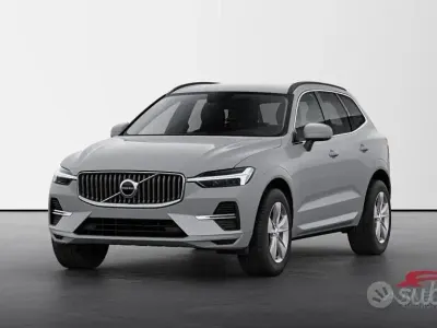 Novo Volvo XC60 Core 250 HP (183 kW) 2025 Cinzento SUV