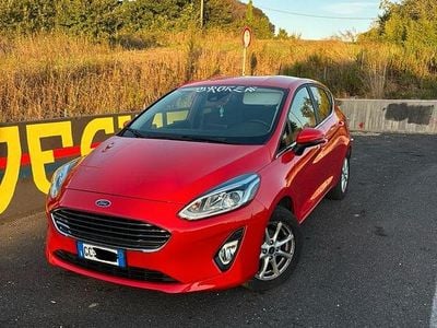 Usata Ford Fiesta S 75 CV (55 kW) 2020 Rosso Utilitaria