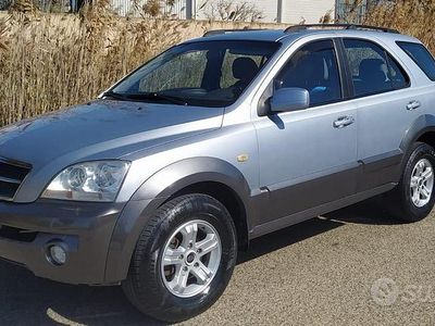 Usata Kia Sorento Active 140 CV (102 kW) 2006 Grigio SUV