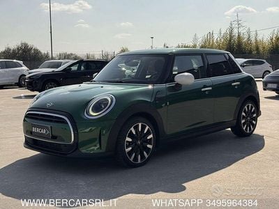 Usata Mini ONE Classic 102 CV (75 kW) 2021 Verde Utilitaria