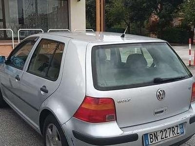 VW Golf IV