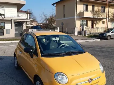 Usata Fiat 500 69 CV (50 kW) 2014 Giallo Utilitaria