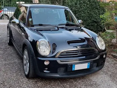Usata Mini Cooper S 170 CV (125 kW) 2005 Bluazzurro Utilitaria
