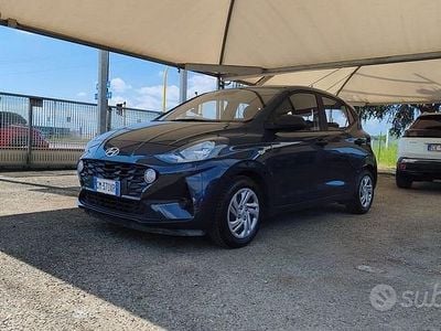 Usata Hyundai i10 Advanced 67 CV (49 kW) 2023 Blu Utilitaria