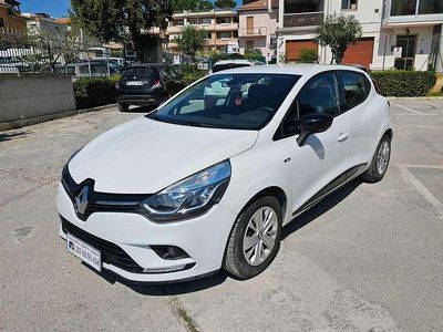 Usata Renault Clio IV Life 75 CV (55 kW) 2019 Bianco Berlina