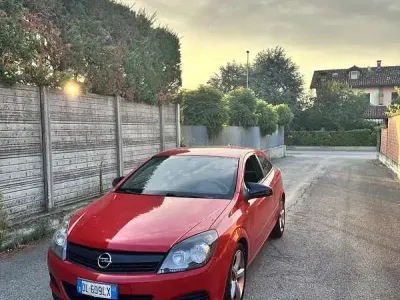 Usata Opel Astra Club 90 CV (66 kW) 2007