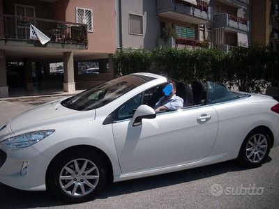 Usata Peugeot 308 CC 112 CV (82 kW) 2011 Bianco Cabrio