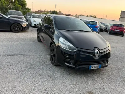 Usata Renault Clio IV 73 CV (53 kW) 2014 Nero Berlina