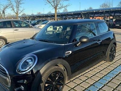 Usata Mini ONE 102 CV (75 kW) 2018 Utilitaria