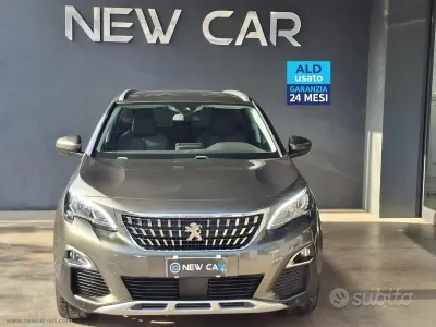 Usata Peugeot 5008 Active 131 CV (96 kW) 2020 Grigio SUV