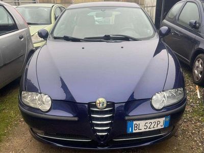 Blu/azzurro Usata 2000 Alfa Romeo 2000 Distinctive Berlina | 2290 €