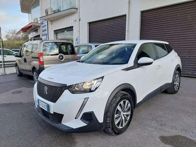 Usata Peugeot 2008 Active 110 CV (80 kW) 2021 Bianco SUV