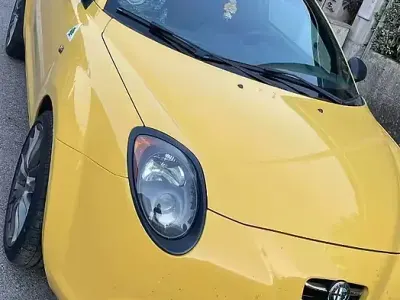Usata Alfa Romeo MiTo Quadrifoglio 170 CV (125 kW) 2010 Giallo Utilitaria