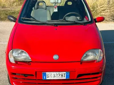 Usata Fiat 600 54 CV (39 kW) 2000 Rosso Berlina