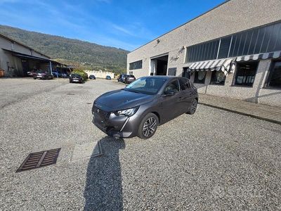 Grigio Usata 2023 Peugeot 208 Allure Utilitaria | 15.800 € (Buon prezzo)