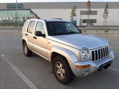 usata Jeep Cherokee 2.8 crd Limited auto