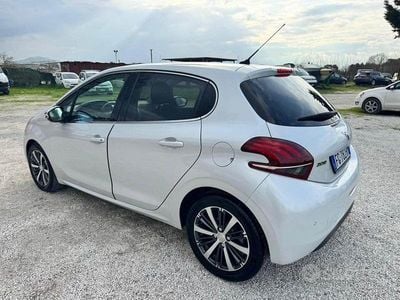 Usata Peugeot 208 S 110 CV (80 kW) 2017 Grigio Utilitaria